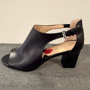 Adrienne Vittadini Ricochet Black Leather Peep-Toe Block Heel Sandals - Size 10